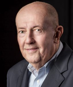 Camera Club’s Bob Elliott to be honored item-thumbnail
